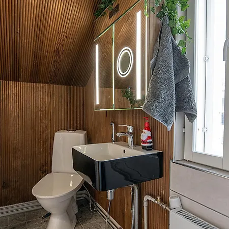 Guest house Kalle's Unluxury Cl0sed From 1st Of Feb 2025 *