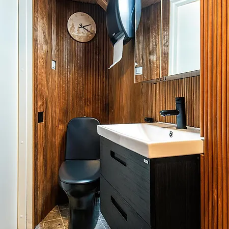 Guest house Kalle's Unluxury Cl0sed From 1st Of Feb 2025