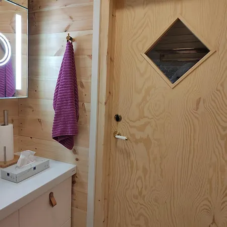 Guest house Kalle's Unluxury Cl0sed From 1st Of Feb 2025